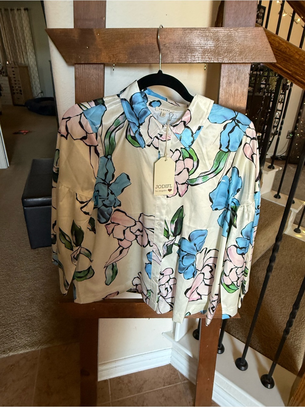 Jodifl Floral Button-Up Blouse in Cream, Blue & Pink